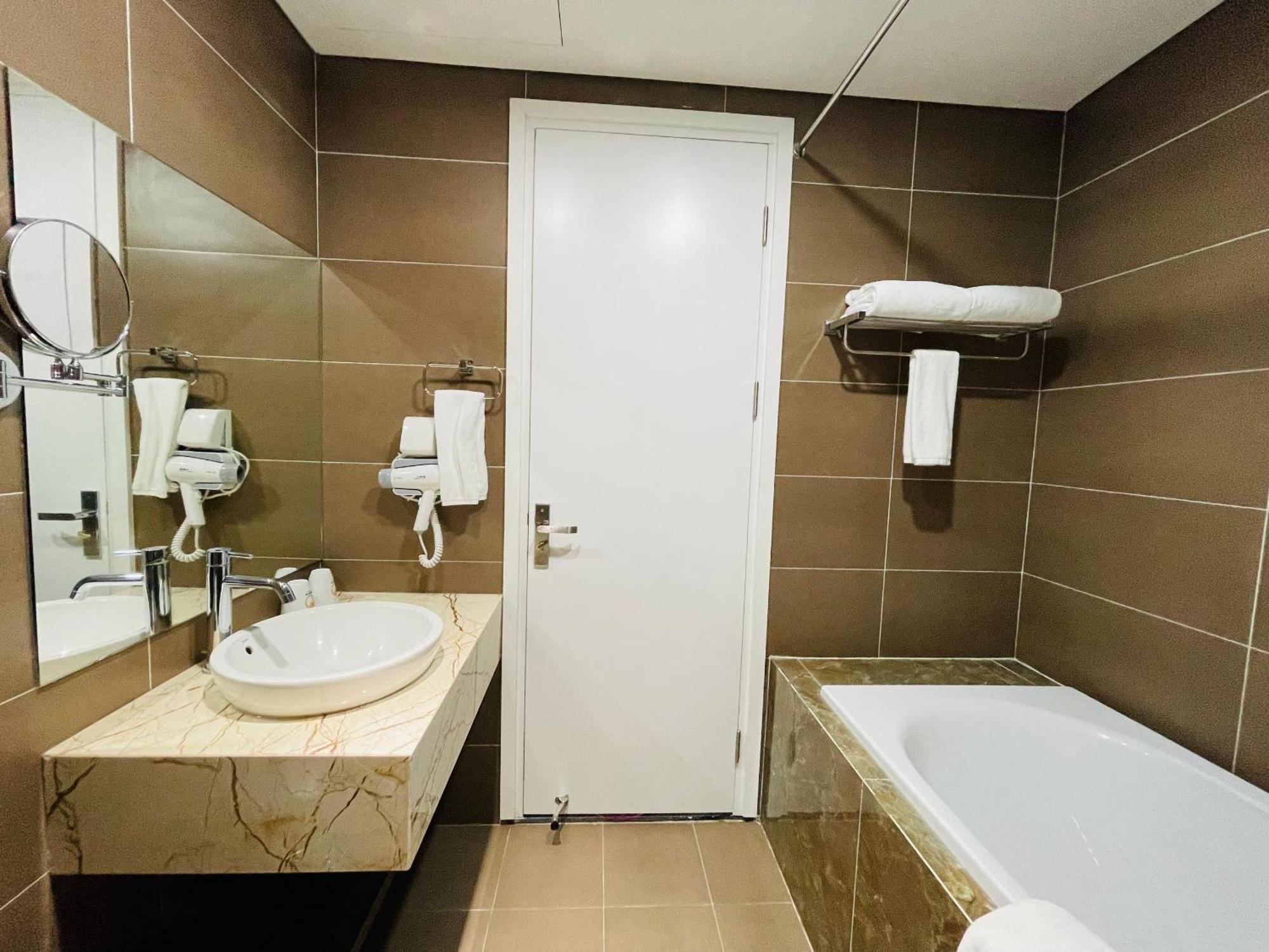 Nesta Grand Hao Nam Apartment Hanoi Exterior foto